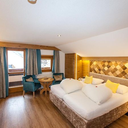 אישגל Hotel Schlosshof מראה חיצוני תמונה