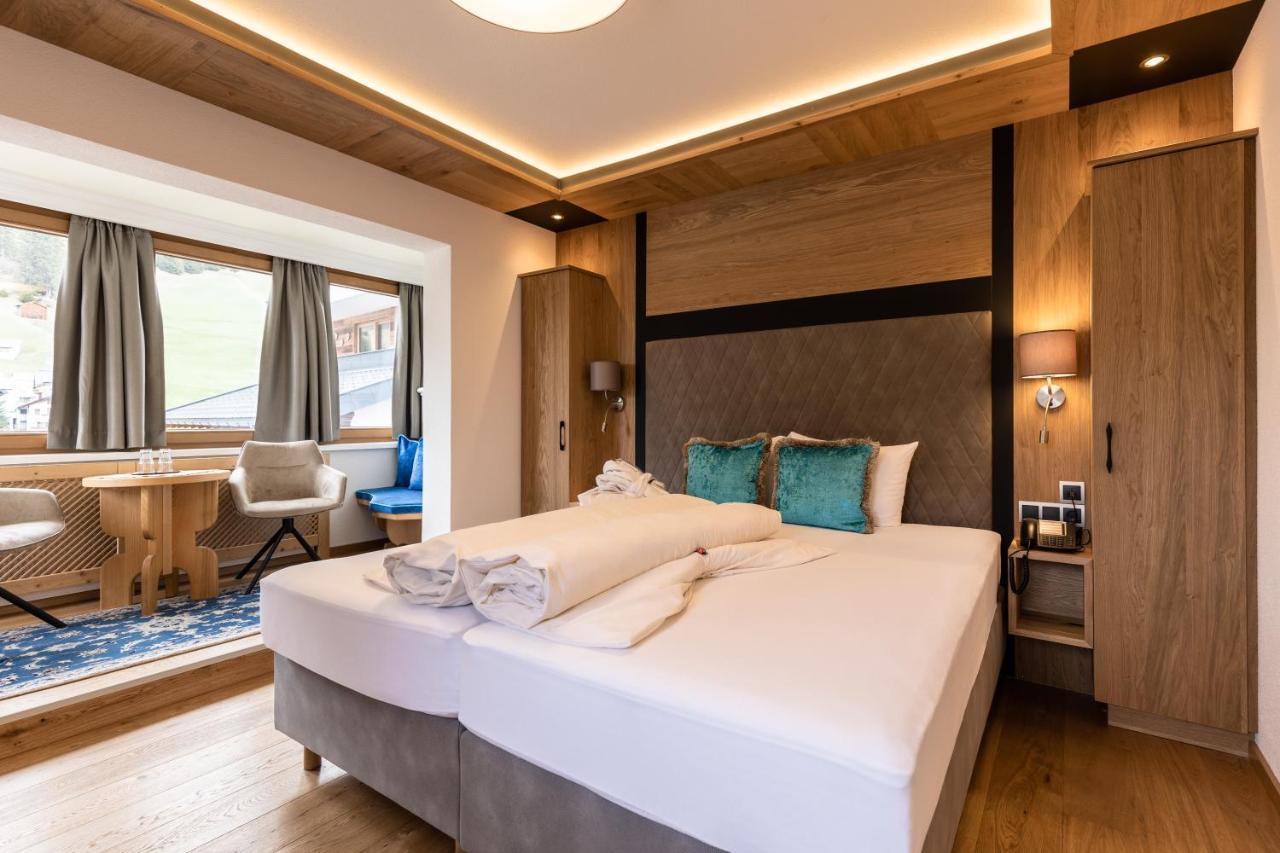 אישגל Hotel Schlosshof מראה חיצוני תמונה