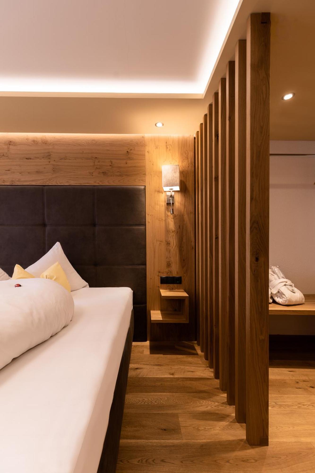 אישגל Hotel Schlosshof מראה חיצוני תמונה