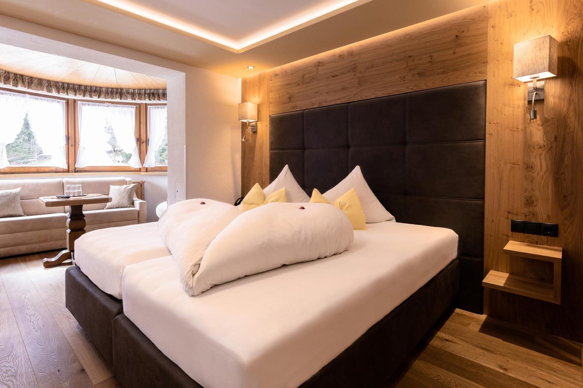 אישגל Hotel Schlosshof מראה חיצוני תמונה