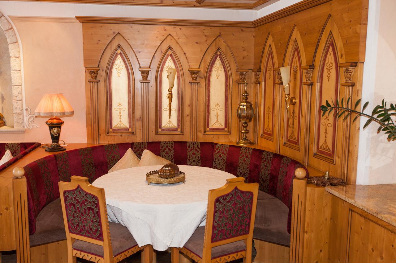 אישגל Hotel Schlosshof מראה חיצוני תמונה
