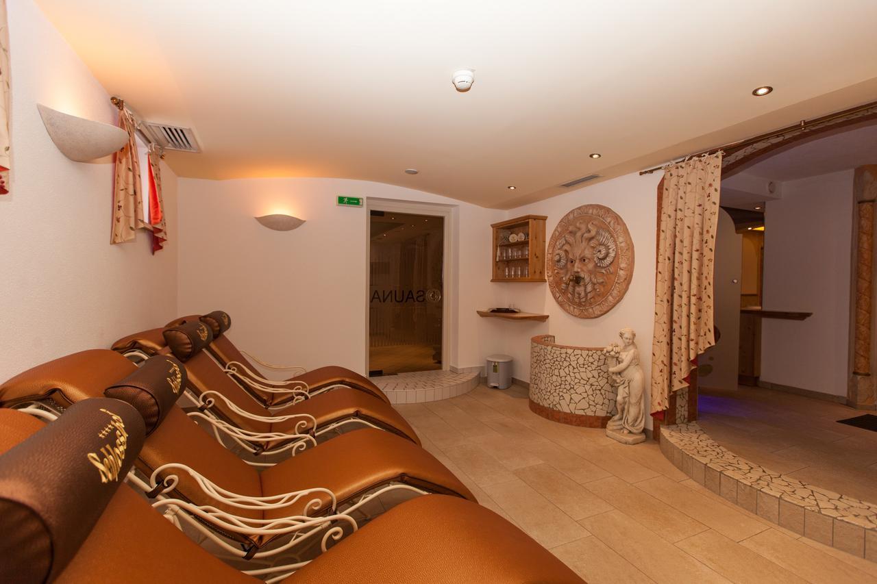 אישגל Hotel Schlosshof מראה חיצוני תמונה