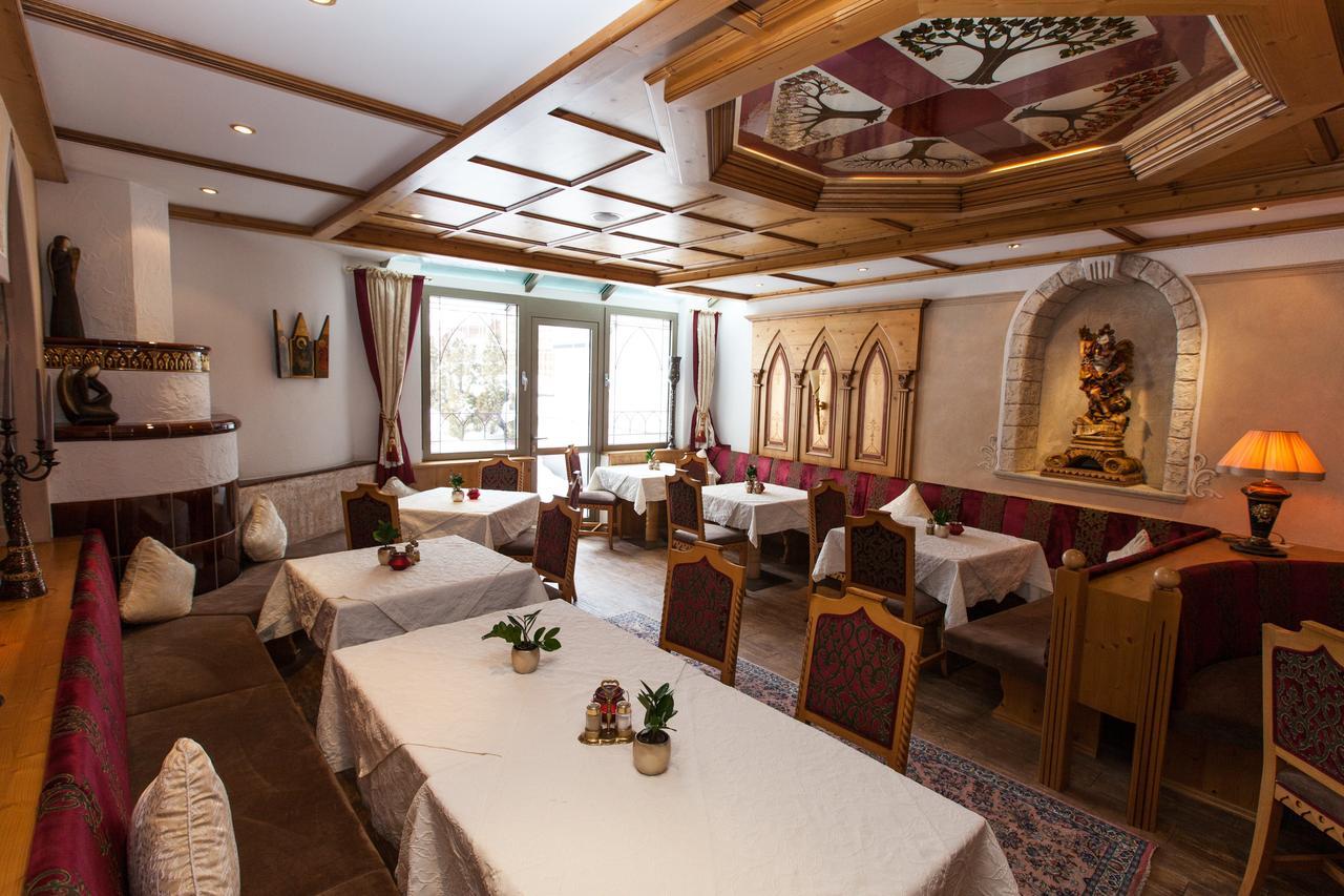אישגל Hotel Schlosshof מראה חיצוני תמונה