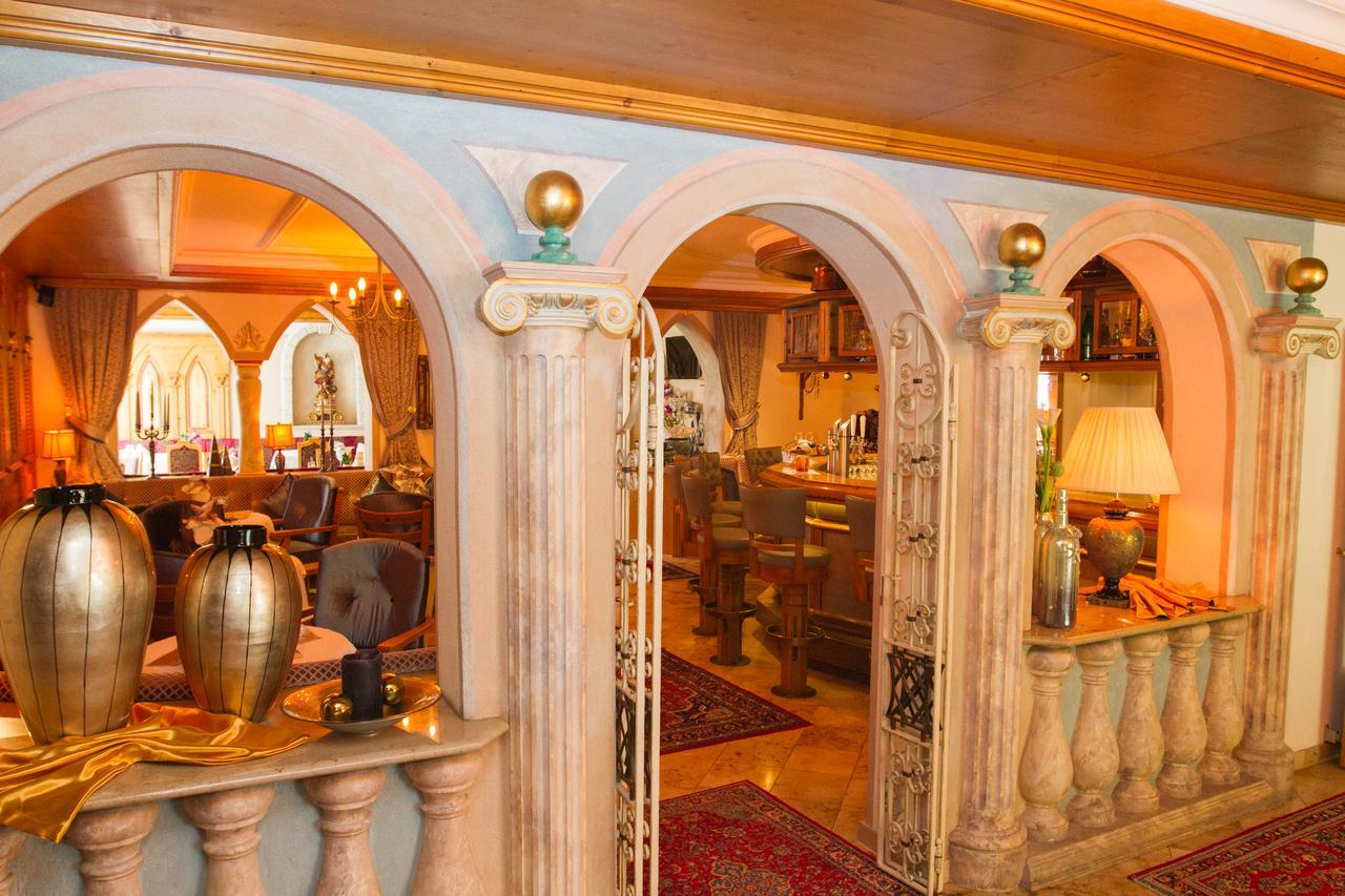 אישגל Hotel Schlosshof מראה חיצוני תמונה