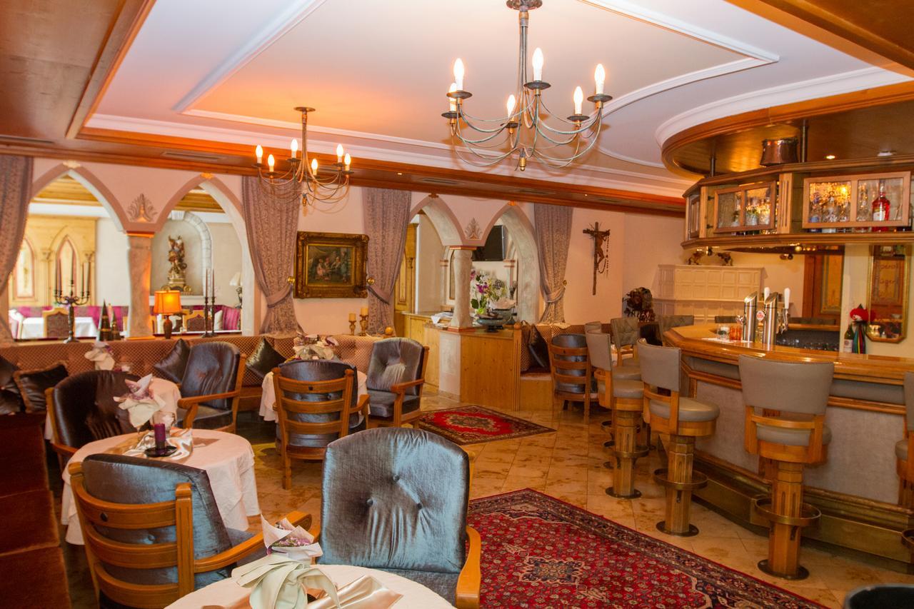 אישגל Hotel Schlosshof מראה חיצוני תמונה